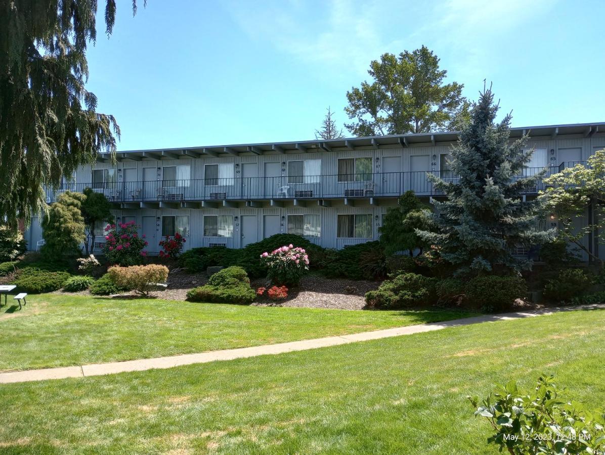 Cocusa Motel Burlington Zewnętrze zdjęcie